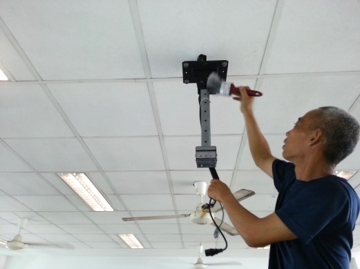 general projector maintenance and cleaning 1