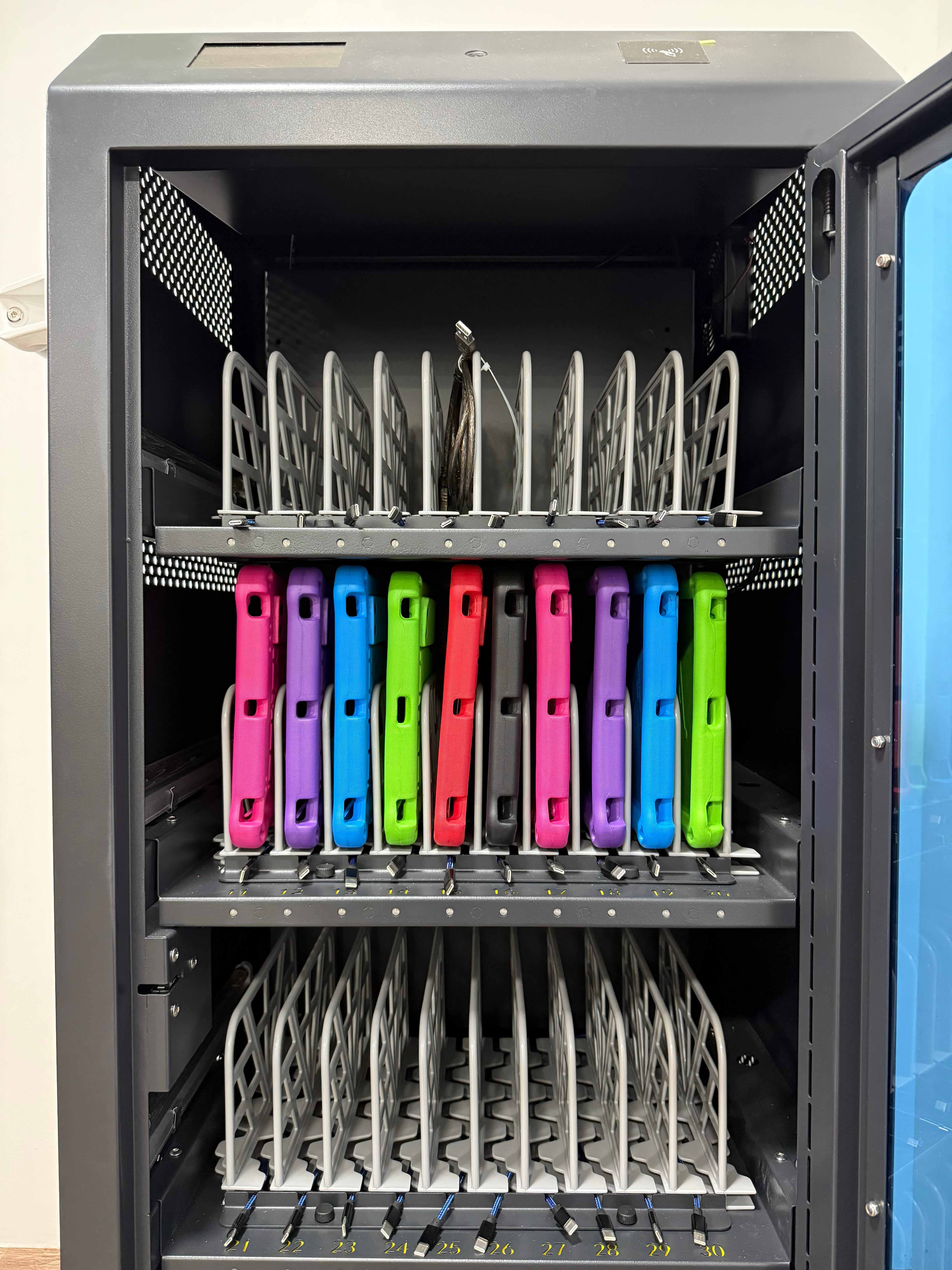 ITAC0H03 10.2 in 40C CM35 D