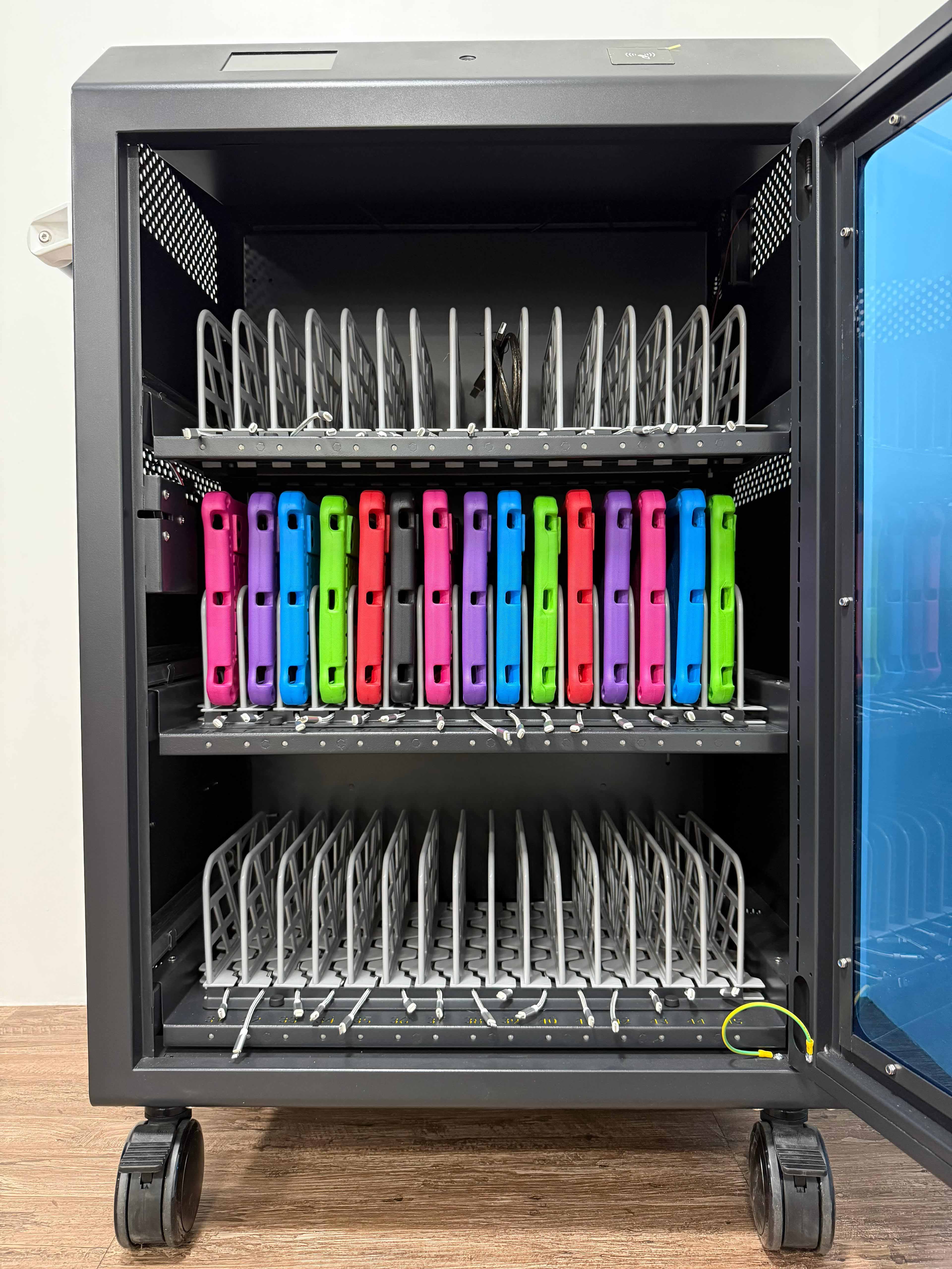 ITAC0H03 10.2 in 45C CM35 D