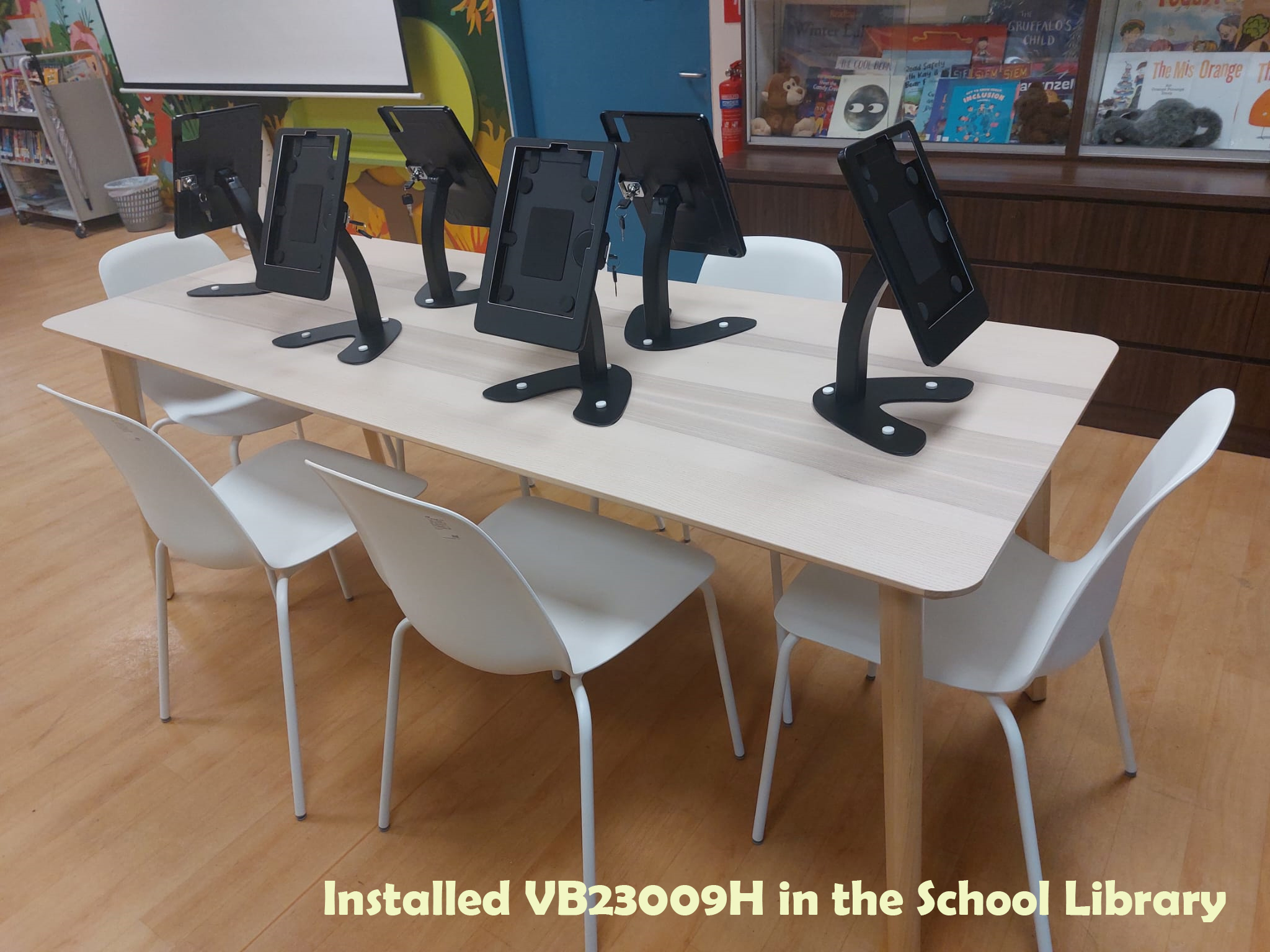 VB23009H in Tampines Primary School Library